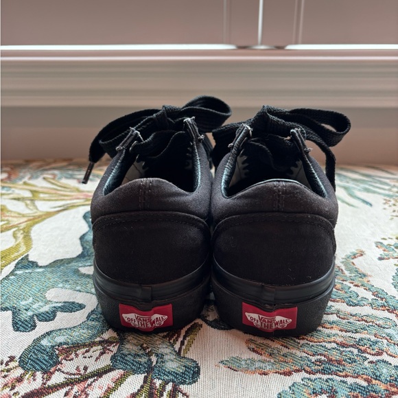 Vans Old Skool Skate Shoe - Black
Monochrome - Picture 4 of 6